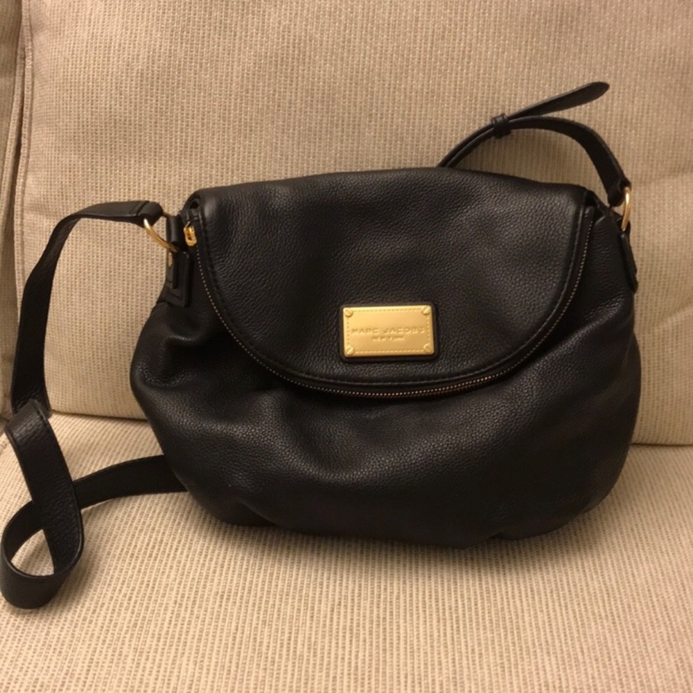 Marc Jacobs cross body black bag